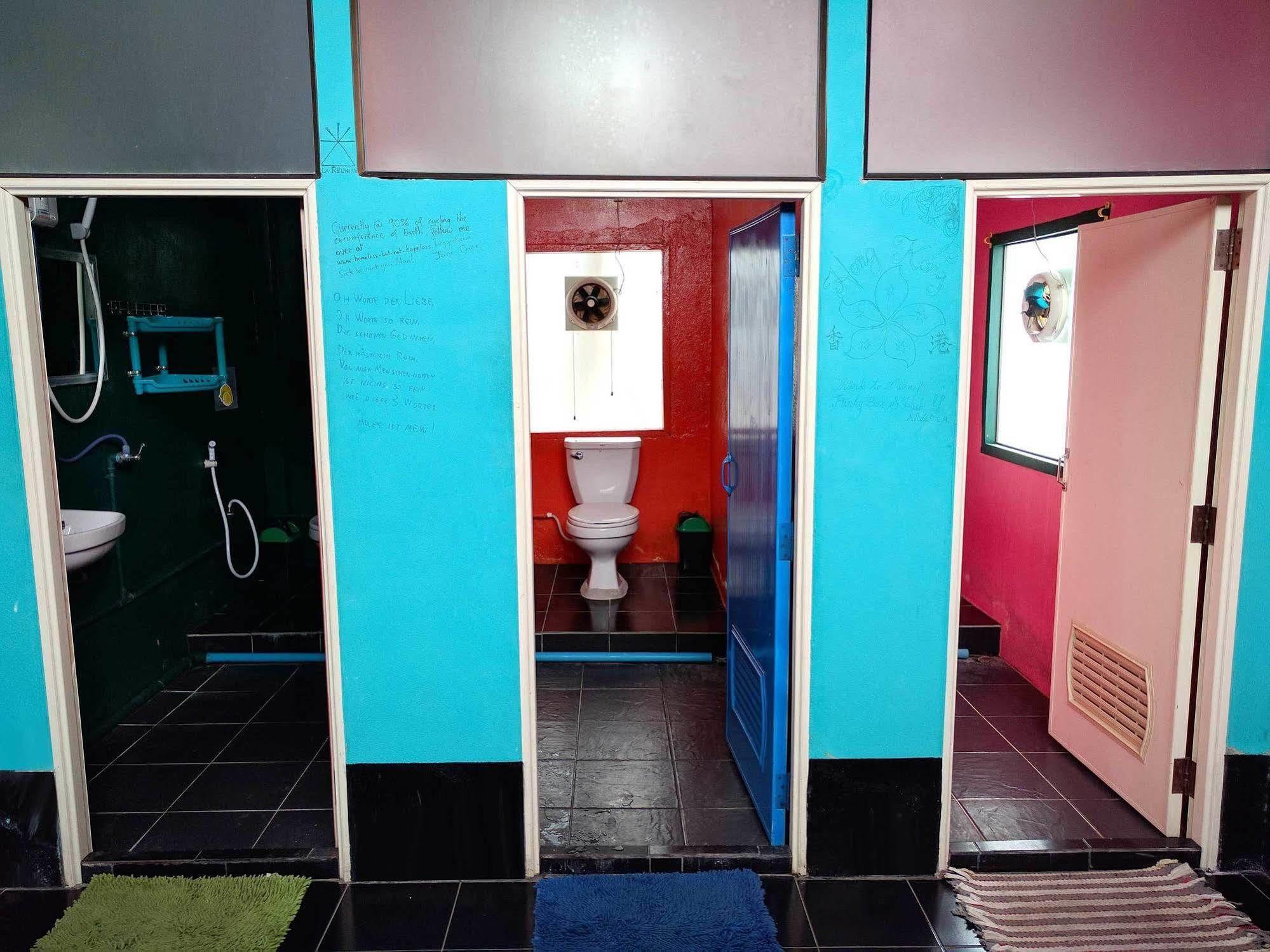 Funky Box Hostel Чианг Кхонг Экстерьер фото