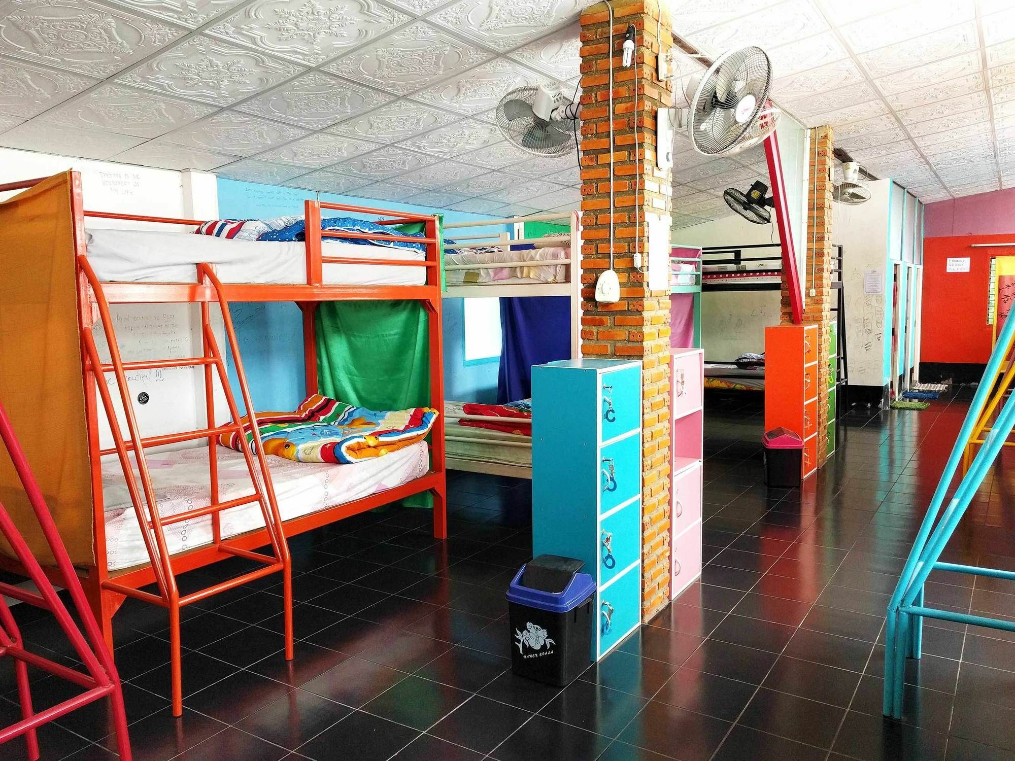 Funky Box Hostel Чианг Кхонг Экстерьер фото
